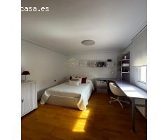 Exclusiva casa independiente con piscina privada en el Rincon de Loix