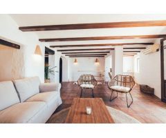 Encantadora casa de pueblo adosada en el corazón de Altea