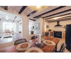 Encantadora casa de pueblo adosada en el corazón de Altea