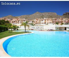 Casa pareada de 2 dormitorios en exclusiva urbanización de Sierra Cortina.