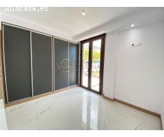 ¡Impresionante villa de lujo independiente con piscina, en una de las urbanizaciones más exclusivas!