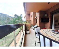DUPLEX DE 5 DORMITORIOS CON URBANIZACIÓN EN VISTAHERMOSA