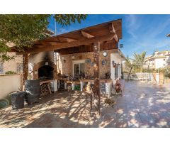PRECIOSA E INTIMA CASA EN HUETOR VEGA A 3 MINUTOS DE GRANADA