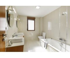 Chalet en Las Gabias con licencia turística