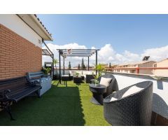 SE VENDE PRECIOSO ÁTICO en Churriana de la Vega Granada CON VISTAS PANORÁMICAS