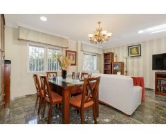 SE VENDE ESPECTACULAR CHALET EN MONTELUZ