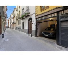 OPORTUNIDAD CASA EN EL CENTRO DE GRANADA