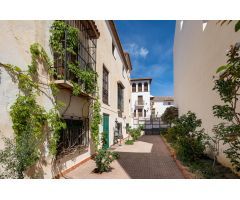 Espectacular e histórica casa señorial en el centro de Ugíjar