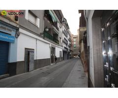 Amplio local en Calle Buen Suceso.