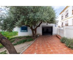 CASA EN PLANTA BAJA CON TERRENO EN ALBAYCÍN