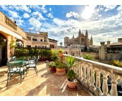 Ático con impresionantes vistas y dos terrazas en el centro de Palma