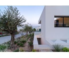 Llave en mano. villa de obra  nueva