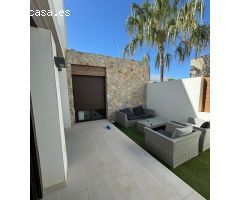 Villa en Venta en Orihuela Costa, Alicante