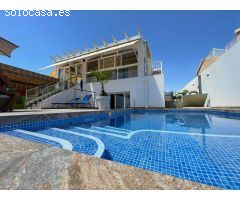 Casa en Venta en Orihuela Costa, Alicante