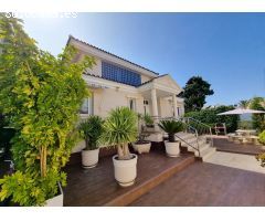 Villa en Venta en Torrevieja, Alicante