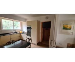 CASA CON PISCINA EN VENTA