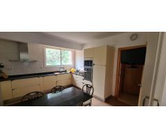 CASA CON PISCINA EN VENTA