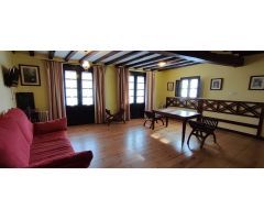 ÁTICO-DÚPLEX EN EL CORAZÓN HISTÓRICO DE SANTILLANA DEL MAR.-
