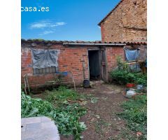 CASA DE PIEDRA CON JARDIN PARA REFORMAR - SAN FELICES DE BUELNA -