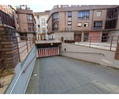 GARAJE EN LA ZONA CENTRO DE TORRELAVEGA.-