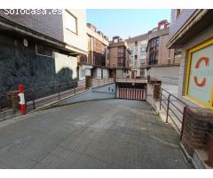 GARAJE EN LA ZONA CENTRO DE TORRELAVEGA.-