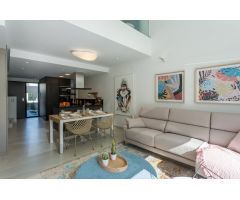 VILLA DE LUJO CON OPCIÓN A SÓTANO Y PISCINA PRIVADA EN LA FINCA GOLF, ALGORFA.