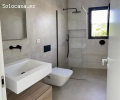 VILLA DE LUJO CON PISCINA Y PARKING EN  SAN JAVIER ( DOS MARES)