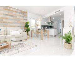 DUPLEX DE 3 DORMITORIOS 3 BAÑOS, PISCINA  COMUNITARIA, PARKING, EN TORREVIEJA ( LOS BALCONES)