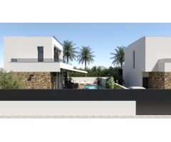INCREÍBLE VILLA INDEPENDIENTE DE 3 DORMITORIOS 3 BAÑOS A 300MTS DE LA PLAYA EN TORREVIEJA