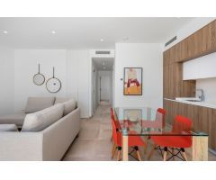CHALET DE 2 DORMITORIOS 2 BAÑOS DE LUJO CON PARKING Y PISCINA PRIVADOS EN PILAR DE LA HORADADA