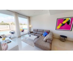 VILLA MODERNA DE LUJO DE 4 DORMITORIOS 4 BAÑOS, PISCINA, EN TORRETA FLORIDA ( TORREVIEJA )