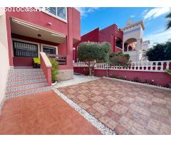Estupendo Bungalow con jardin privado dos dormitorios, en Orihuela Costa