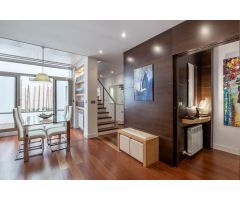 Vivienda junto a plaza Mariana Pineda