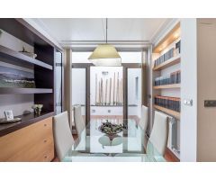 Vivienda junto a plaza Mariana Pineda