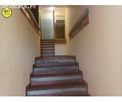 OPORTUNIDAD DÚPLEX 3 HAB, 1 BAÑO, BALCÓN CON VISTAS