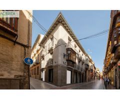 VENTA DE EDIFICIO SINGULAR EN RENTABILIDAD, ESQUINA SAN MATIAS-NAVAS