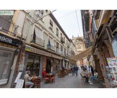 ¡Oportunidad única en el corazón de Granada!