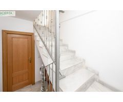 Casa de 2 dormitorios junto  avenida Cervantes