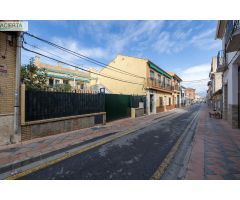 CASA EN PLENO CENTRO DE ARMILLA