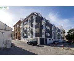 Apartameno de dos dormitorios  en La Zubia.