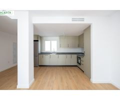 Apartameno de dos dormitorios  en La Zubia.