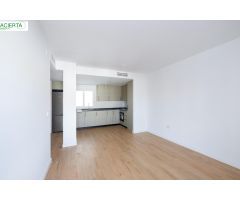 Apartameno de dos dormitorios  en La Zubia.