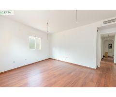 OBRA NUEVA!! Pisos de 2 dormitorios con garaje en Avd. del Sol