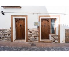 Coqueta Casa convertida en 3 estudios