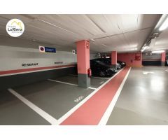 PLAZA DE PARKING  A LA VENTA AL XIFRE EN ZONA CENTRO