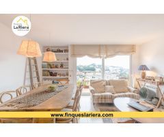 CASA ESQUINERA CON VISTAS PANORÁMICAS !!