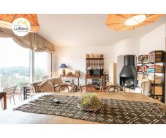 CASA ESQUINERA CON VISTAS PANORÁMICAS !!