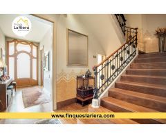 MAGNIFICA CASA ESTILO INDIANO MUY CENTRICA