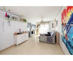 Piso de 3 dormitorios con terraza en Avenida de  Madrid