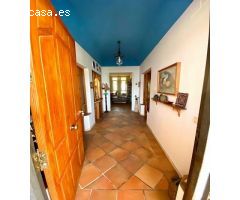 Casa con terreno en Venta en Almodóvar del Río, Córdoba